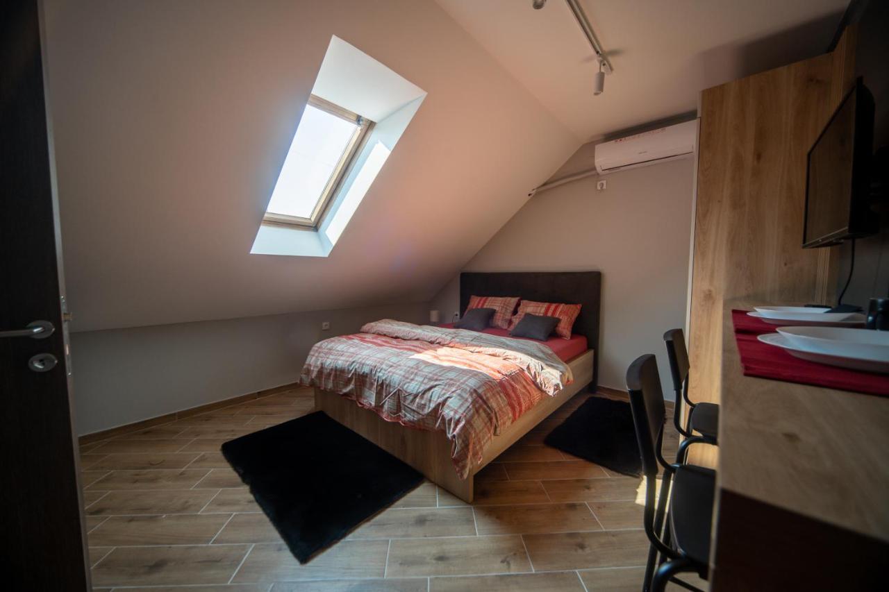 Manoir Apartments City Center Novi Sad Exterior photo
